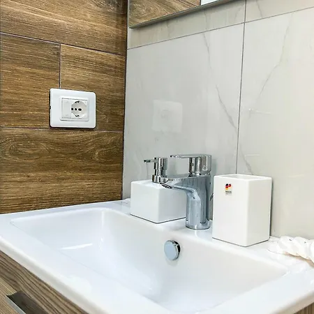 Pineta 572 Durrës