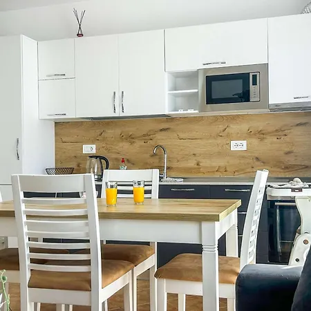 Pineta 572 Appartement *