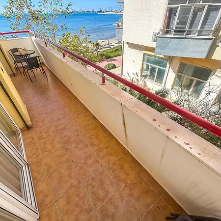Pineta 572 * Durres